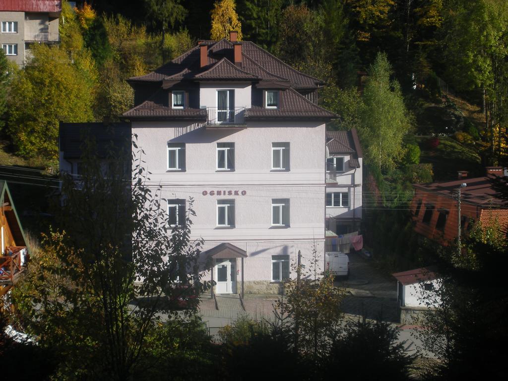 Osrodek Wypoczynkowy Ognisko Hotel Krynica-Zdrój Kültér fotó