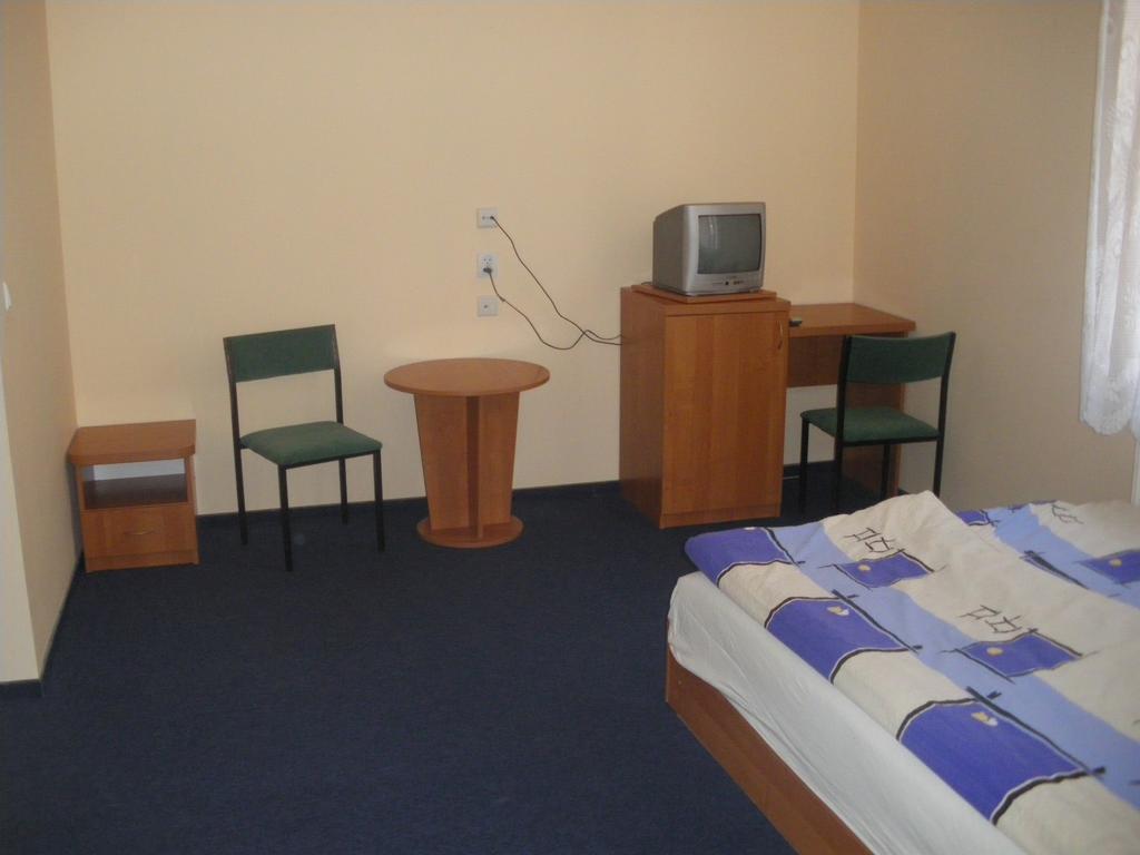 Osrodek Wypoczynkowy Ognisko Hotel Krynica-Zdrój Kültér fotó